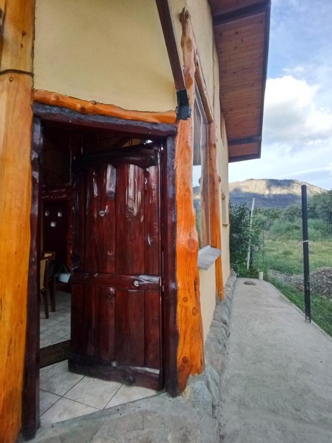 Cabañas LuCes del Pirque Hoyo de Epuyén Exterior foto